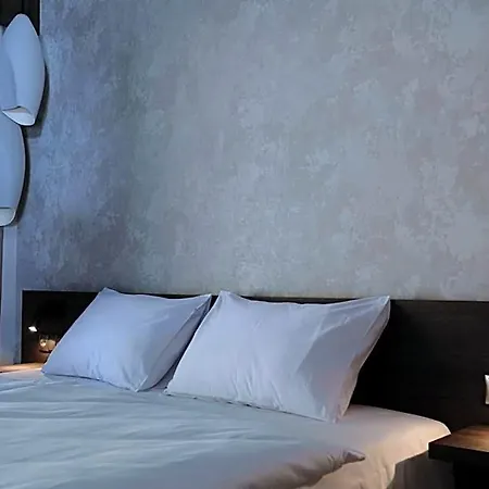 Hotell W Hill Karkonosze & *